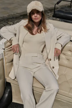 IBANA Cap Faux Fur Creamy White- Zwangerschap Stijlen