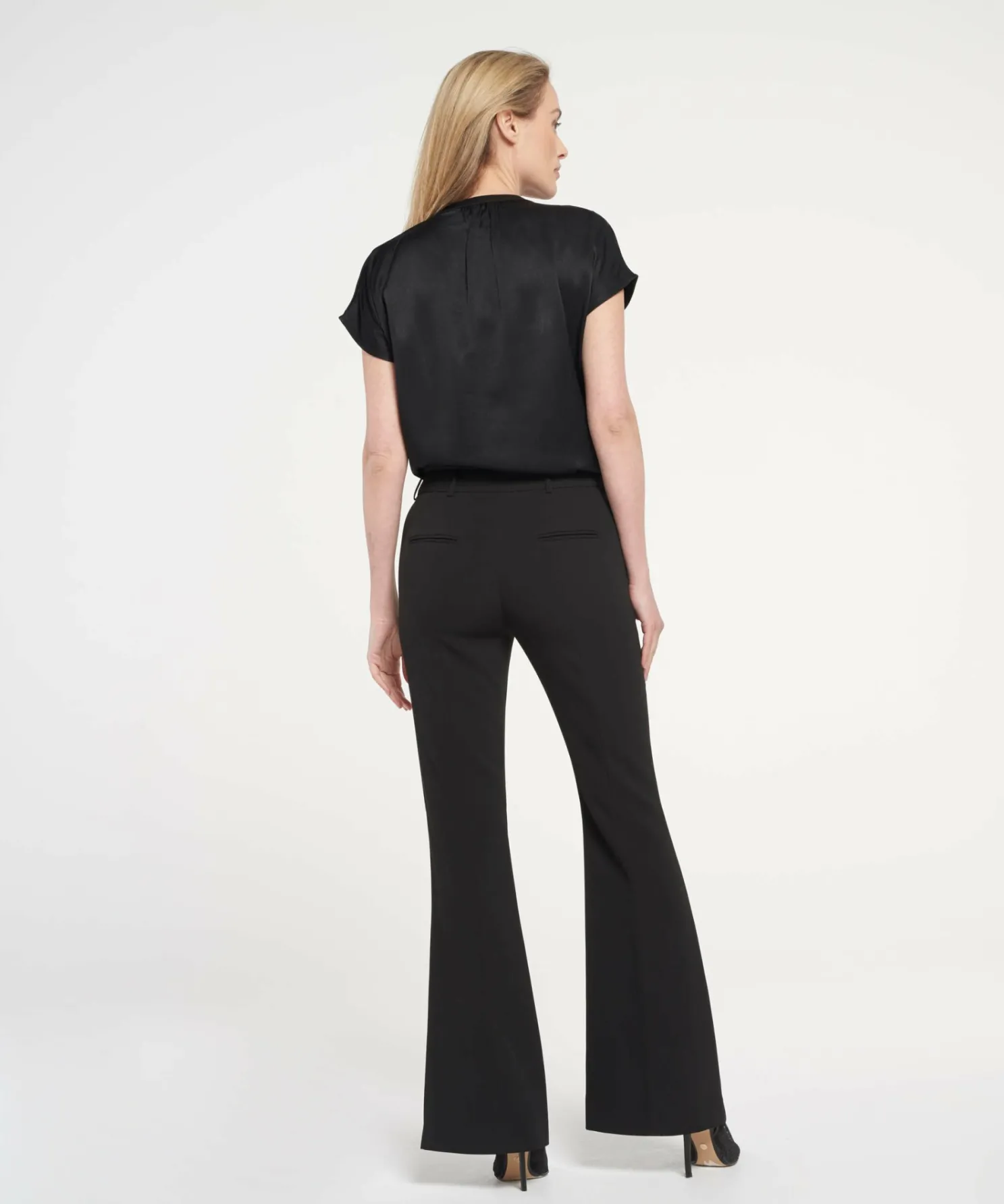 IBANA Perrie Black- Pakken Collectie