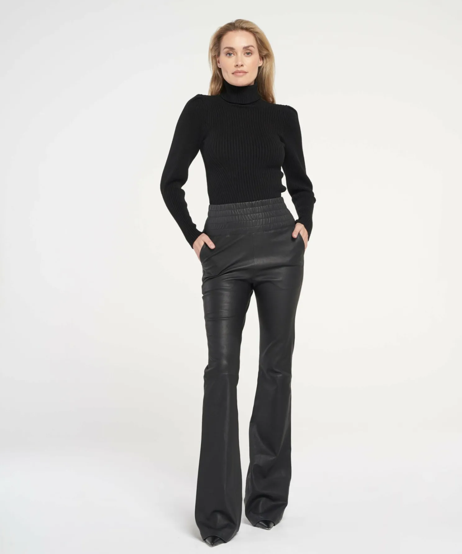 IBANA Pinnie Black- Never Out Of Stock