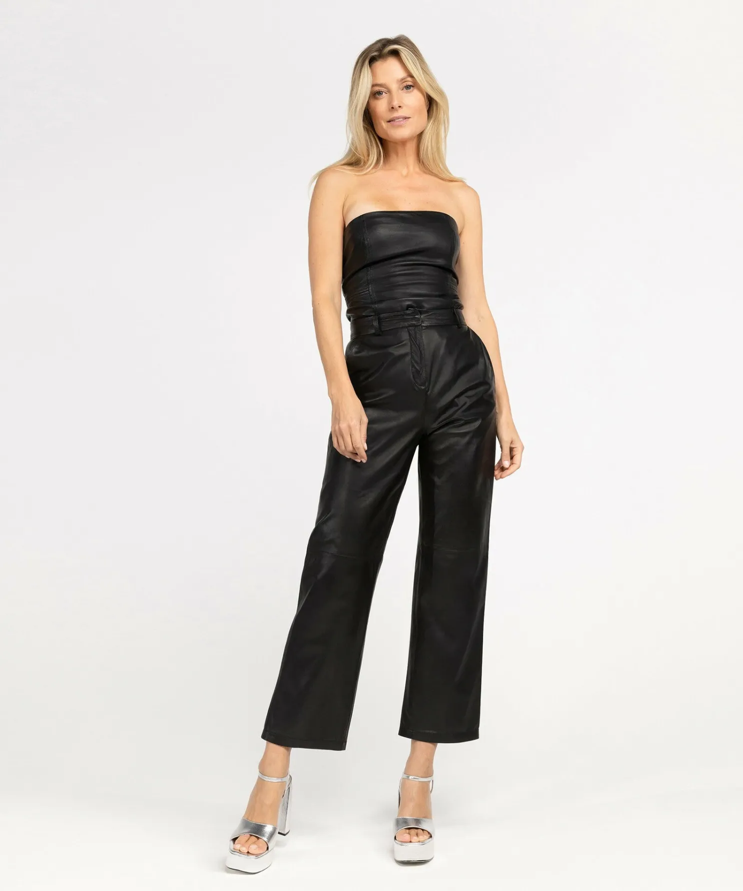 IBANA Taar Black- Never Out Of Stock