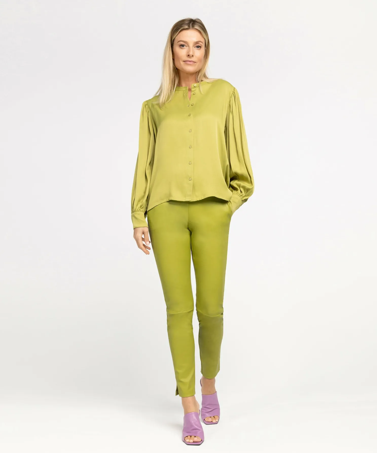 IBANA Tenzan Sweet Apple Green- Blouses
